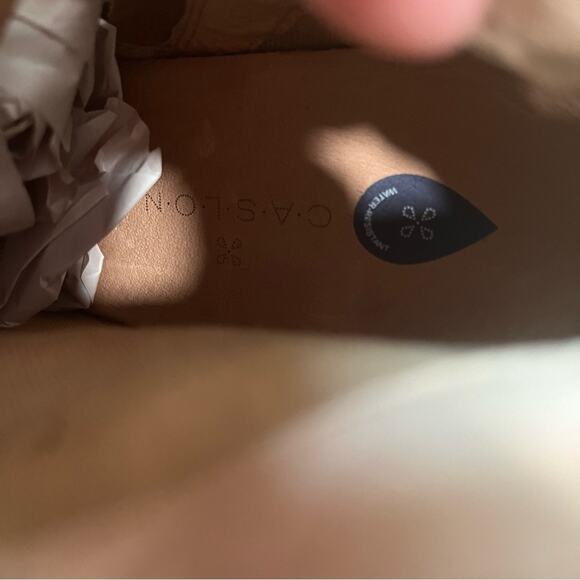 NWOT Caslon Brown Wedge Heel Ankle Boots Leather Size 6.5 Medium - Picture 6 of 7